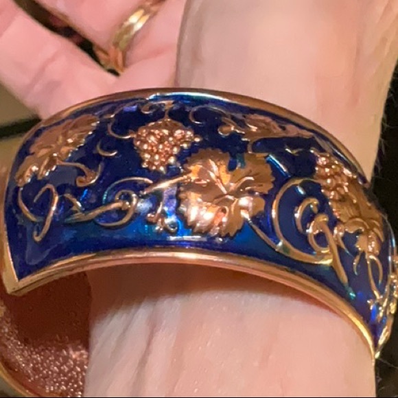 Signed Copper Tone and Blue Enamel Clamp Close Bracelet Grapes Motif - Picture 10 of 13